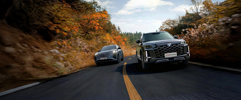 Склады дилеров в РФ всё ещё заполнены машинами, но их гораздо меньше, чем было в начале 2025 года